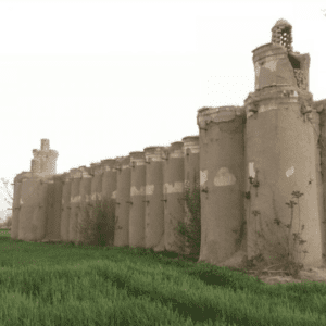 برج‌های کبوتر پیربکران: نماد هوش و معماری ایرانی